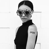 Phlo Finister - List pictures