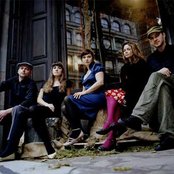Nouvelle Vague - List pictures