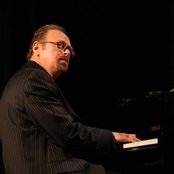 Bernie Senensky - List pictures