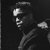 Azizi Gibson - List pictures