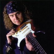 Julian Sas - List pictures