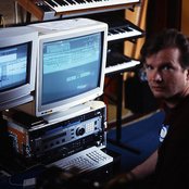 Pete Namlook - List pictures