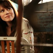 Sara Groves - List pictures