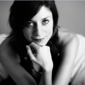 Eszter Balint - List pictures