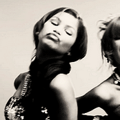 Bella Thorne And Zendaya - List pictures