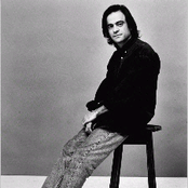 Enrique Urquijo Y Los Problemas - List pictures