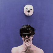 Left Boy - List pictures