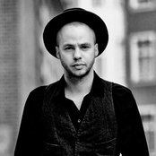 Marlon Roudette - List pictures