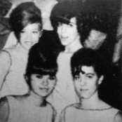 The Shangri-las - List pictures