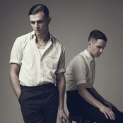 Hurts - List pictures