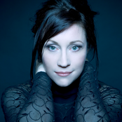 Holly Cole - List pictures