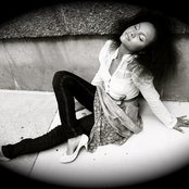 Leah Smith - List pictures