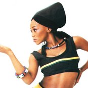 Brenda Fassie - List pictures