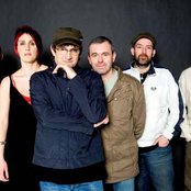 Beautiful South - List pictures