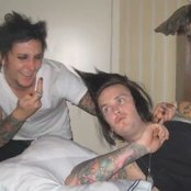 Pinkly Smooth - List pictures