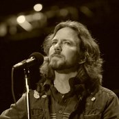 Eddie Vedder - List pictures