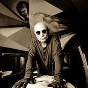 Paul Motian - List pictures