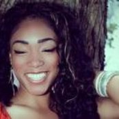 Nubia Emmon - List pictures