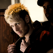 Colton Dixon - List pictures