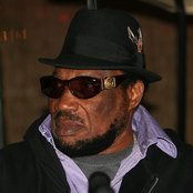 Derrick Morgan - List pictures