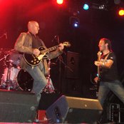 Ilegales - List pictures