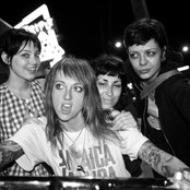 The Coathangers - List pictures