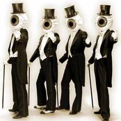 Residents - List pictures