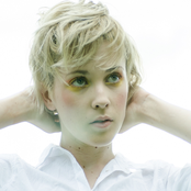 Emma Louise - List pictures