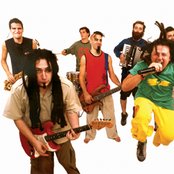 Karamelo Santo - List pictures