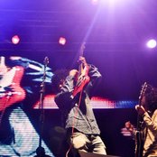 Boogarins - List pictures