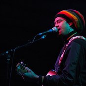 Michael Franti - List pictures