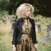 Beth Rowley - List pictures