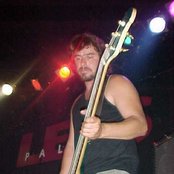 Razor - List pictures