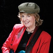 Debbie Davies - List pictures