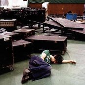 Jonny Greenwood - List pictures
