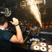 Sander Van Doorn - List pictures