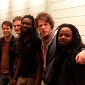 Monoswezi - List pictures