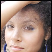 Leah Smith - List pictures