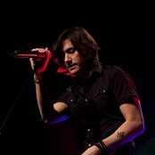 David Usher - List pictures