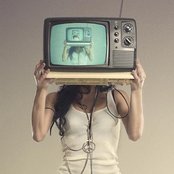 Sophia Somajo - List pictures