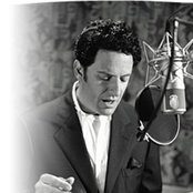 John Pizzarelli - List pictures