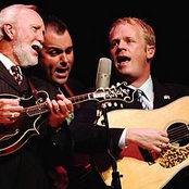 Doyle Lawson And Quicksilver - List pictures