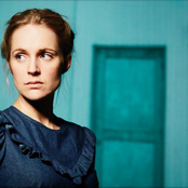 Agnes Obel - List pictures