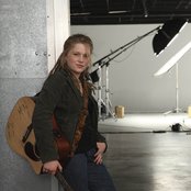Crystal Bowersox - List pictures