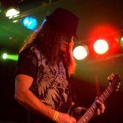 Shaman's Harvest - List pictures