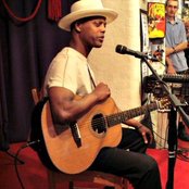 Eric Bibb - List pictures