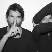 Tiefschwarz - List pictures