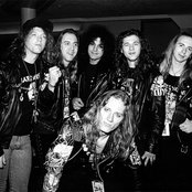 Dangerous Toys - List pictures