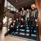 I See Stars - List pictures