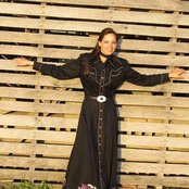 Joey Martin - List pictures